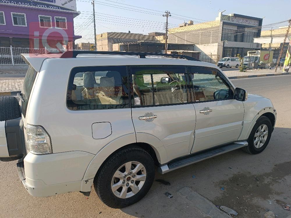 ميتسوبيشي باجيرو